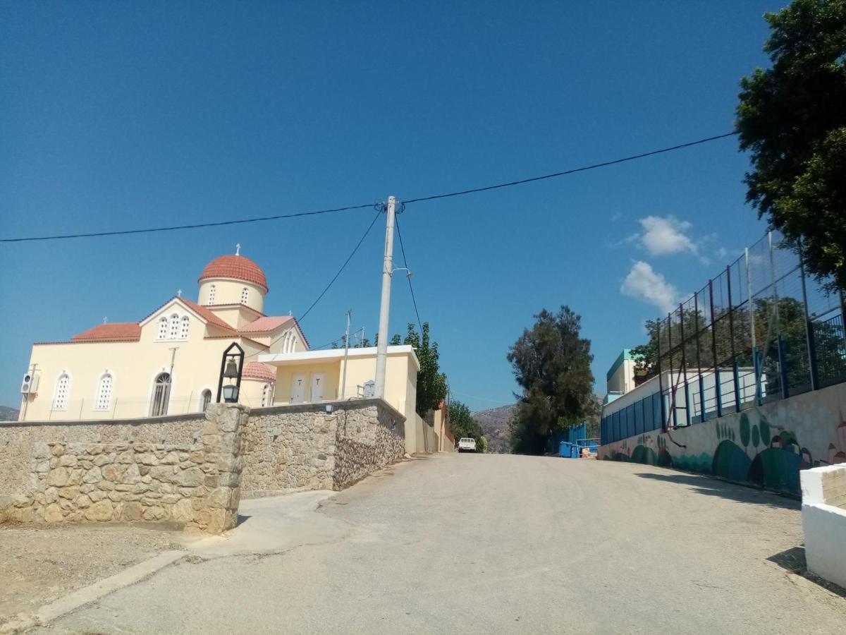 פליאוחורה Vine Veranda מראה חיצוני תמונה